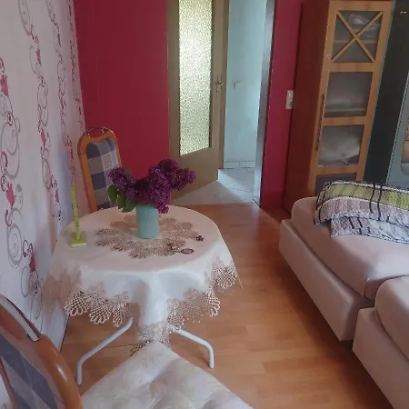 Apartment Und Rosi Krakow am See